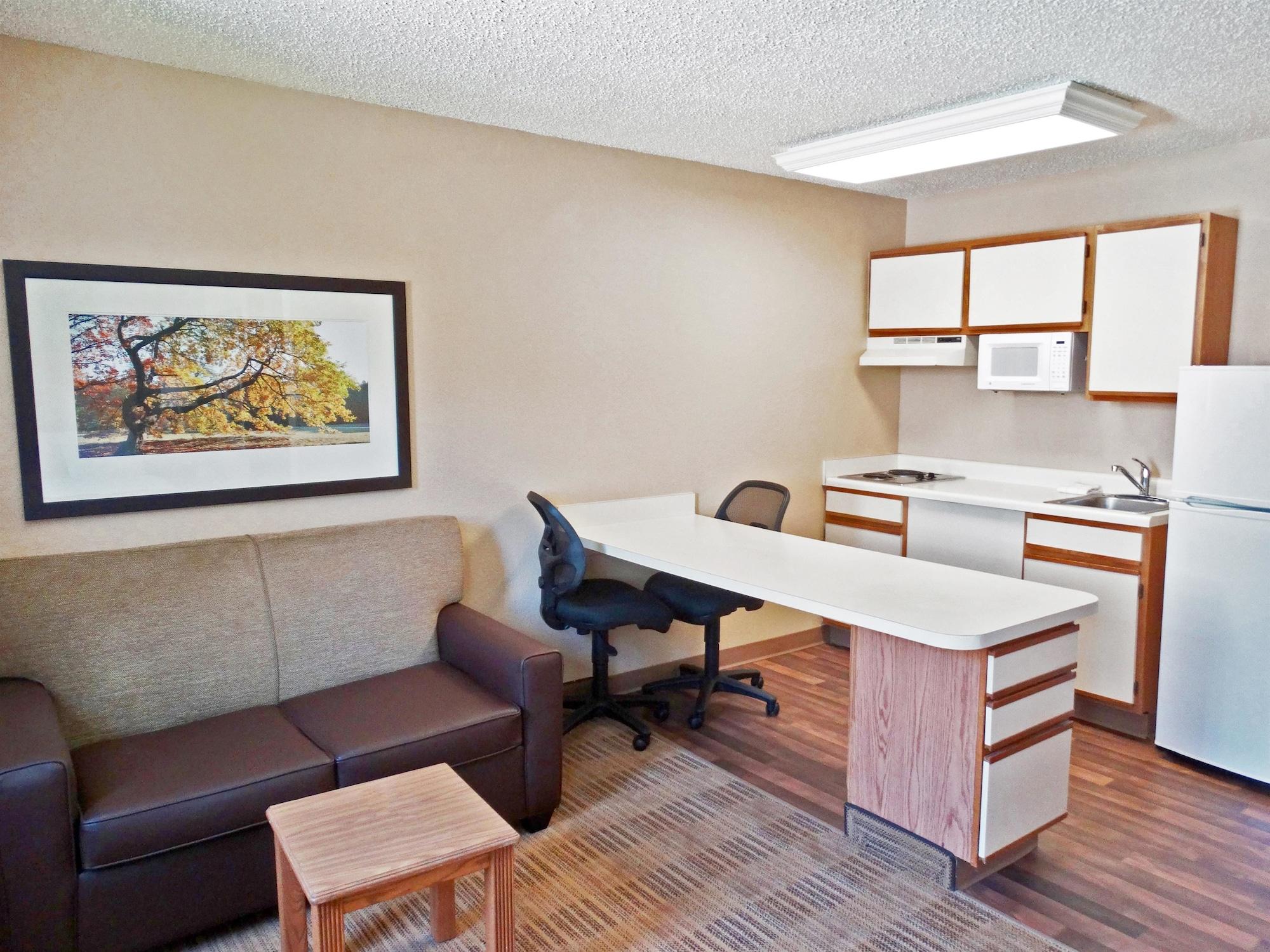 Extended Stay America Select Suites - Denver - Tech Center South - Greenwood Village Сентениал Екстериор снимка