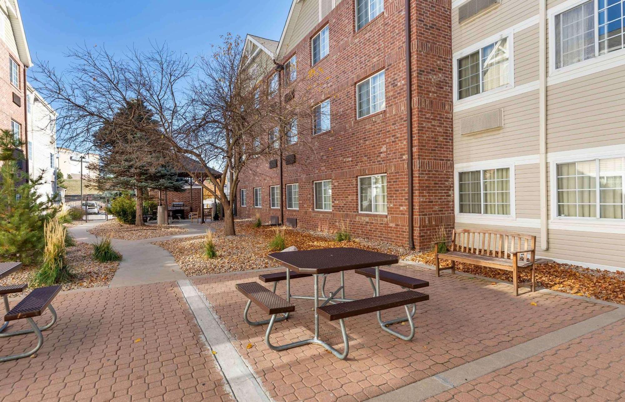 Extended Stay America Select Suites - Denver - Tech Center South - Greenwood Village Сентениал Екстериор снимка