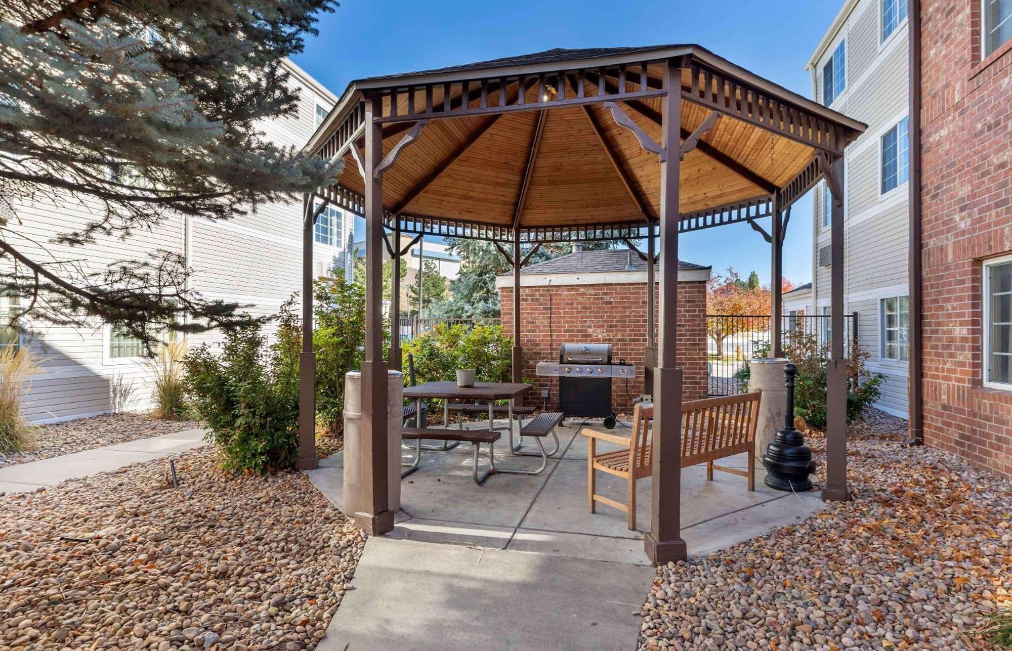 Extended Stay America Select Suites - Denver - Tech Center South - Greenwood Village Сентениал Екстериор снимка